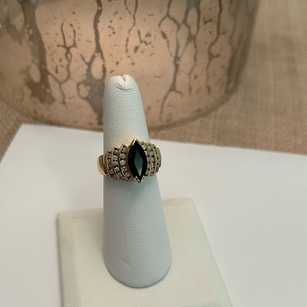 14K VINTAGE DIAMOND COCKTAIL RING
